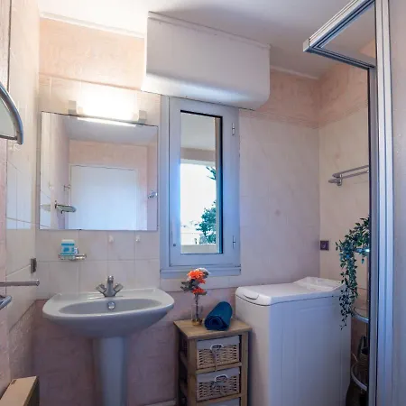 Claire Marine By Interhome Apartment *